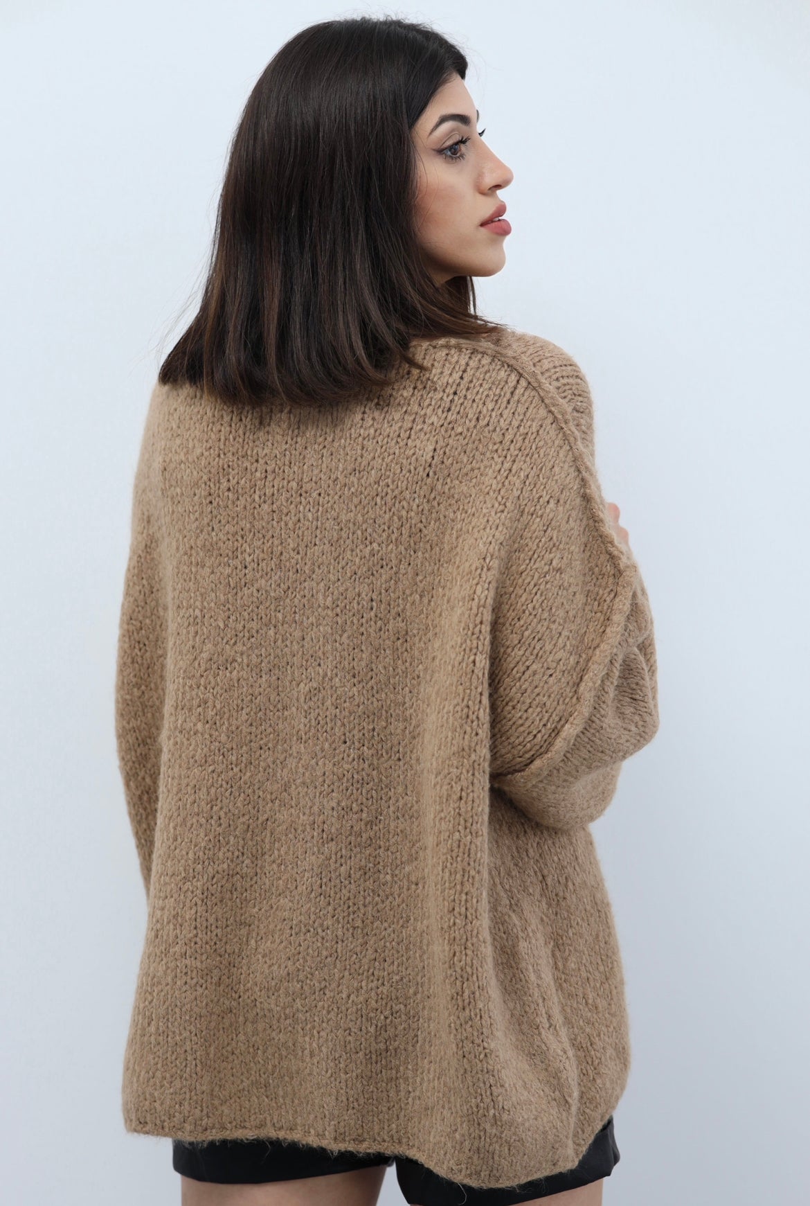 Kuscheliger Pullover V-Ausschnitt, camel