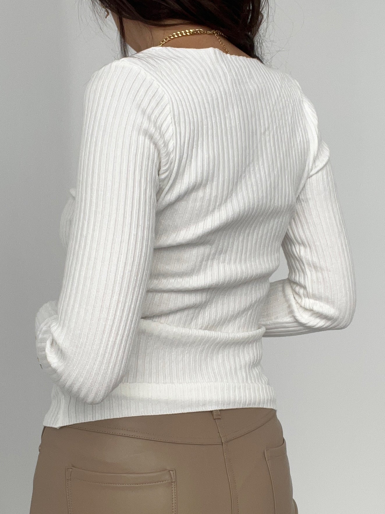 Pullover mit Knöpfen, offwhite